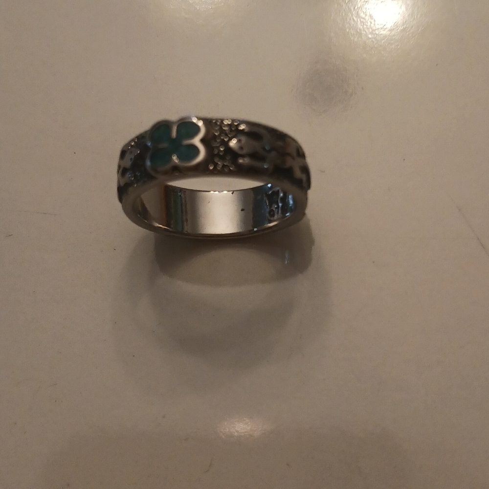 Ring - Picture 5 of 10